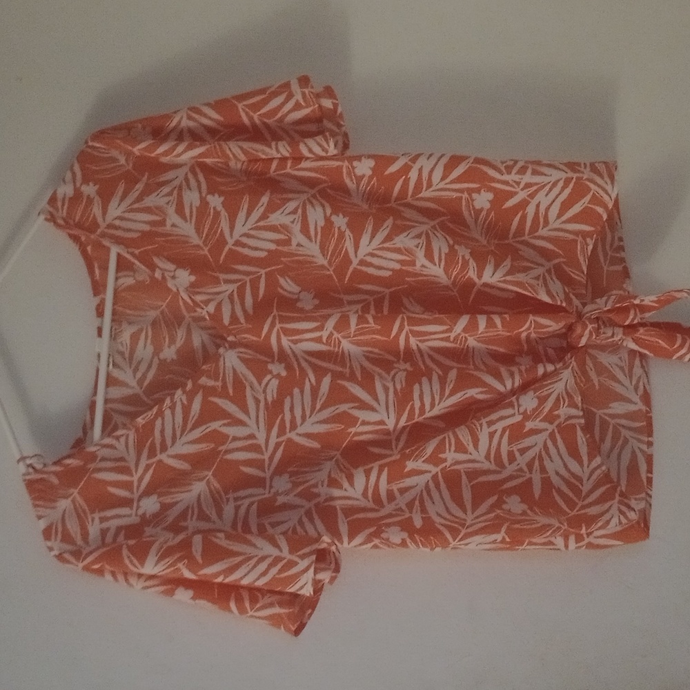 Nine Britton small blouse